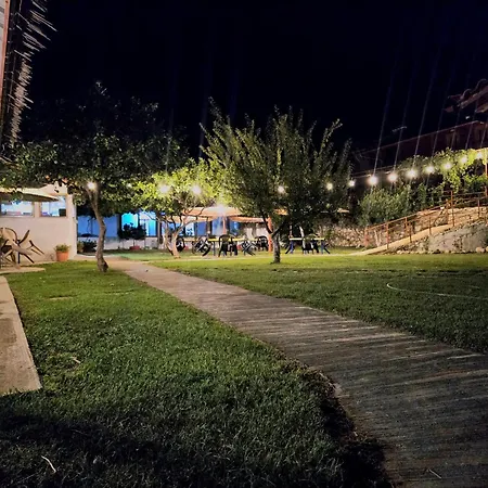 路易莎旅馆 3* 博尔什