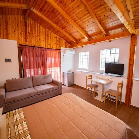 Luiza Guest house